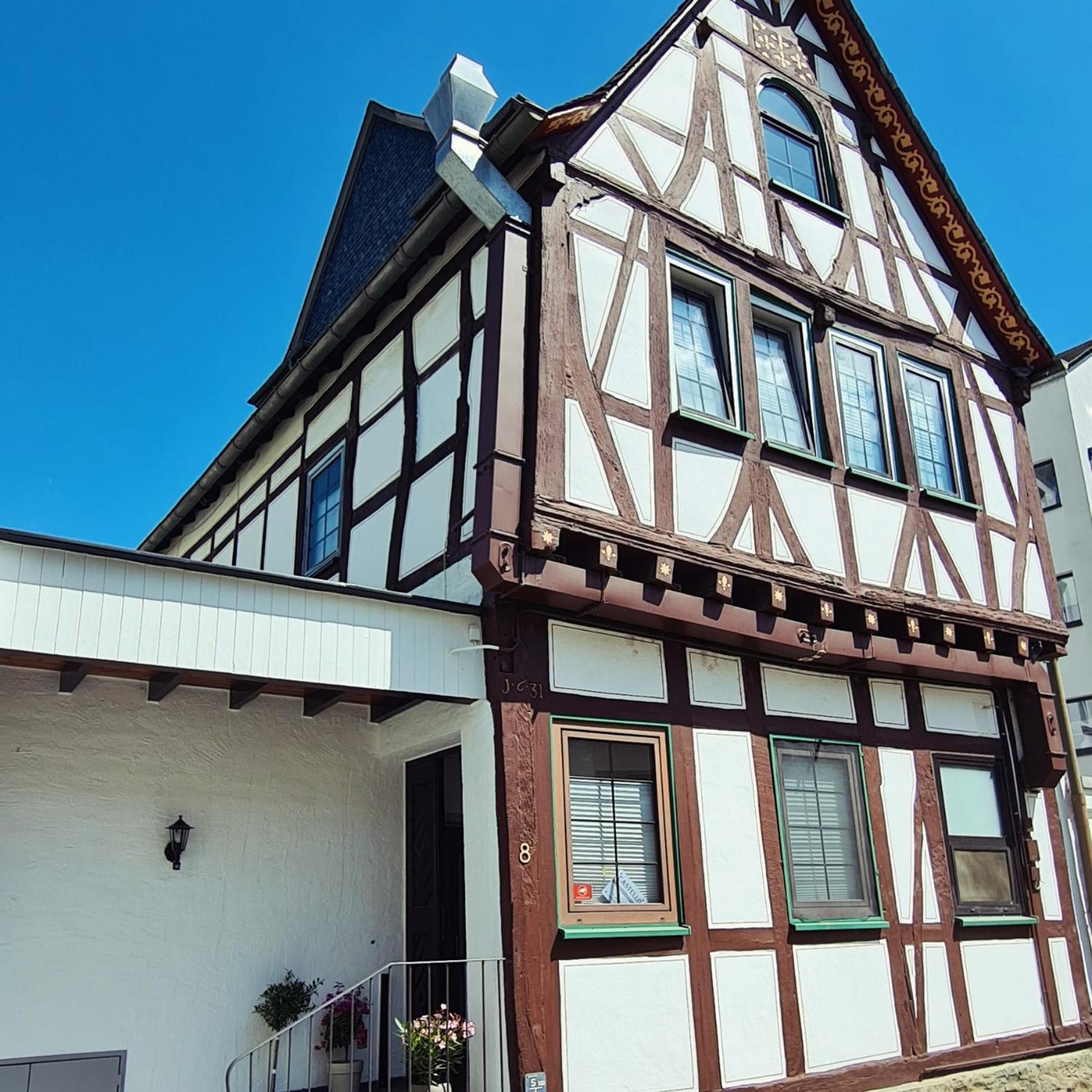 Castello Apartment บอพพาร์ด ภายนอก รูปภาพ